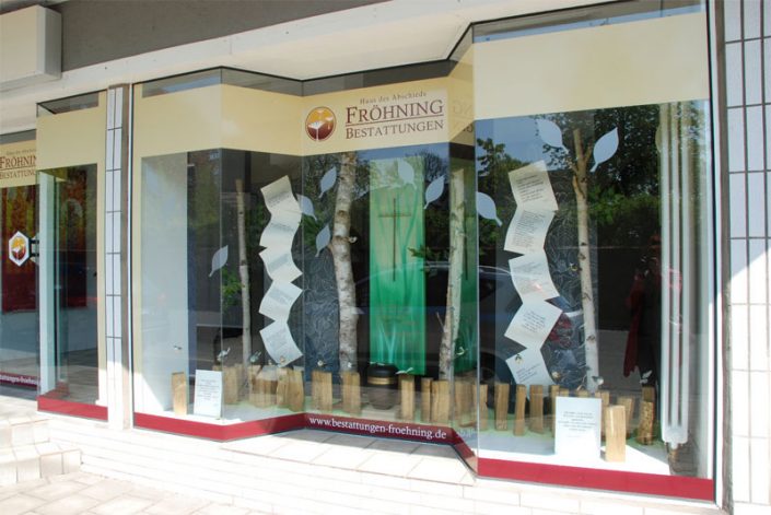 Eingangsbereich Kirchender Dorfweg 34, Filiale